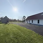 Les Portes Du Marais Favières
